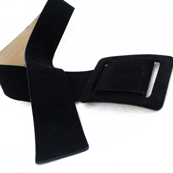 BETSY JOHNSON black square buckle belt - Picture 2 of 7